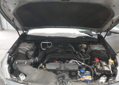 2017 Subaru Outback 2.5I Premium z USA, uszkodzony, nr VIN 4S4BSACC1H3392944